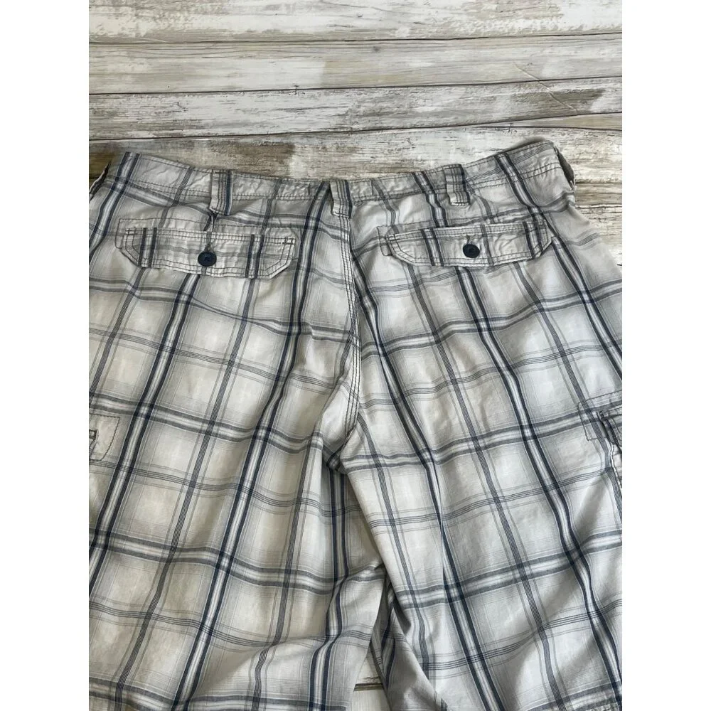 Lee‎ Mens Cargo Shorts Size 38 Gray & White Plaid Cotton Casual Summer Wear